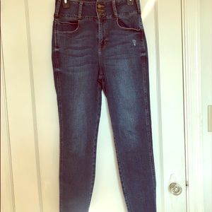 Skinny Jeans / Day Trip